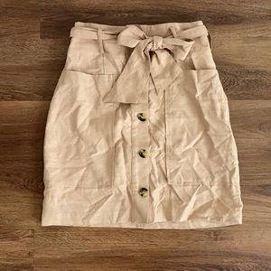 H&M tan skirt